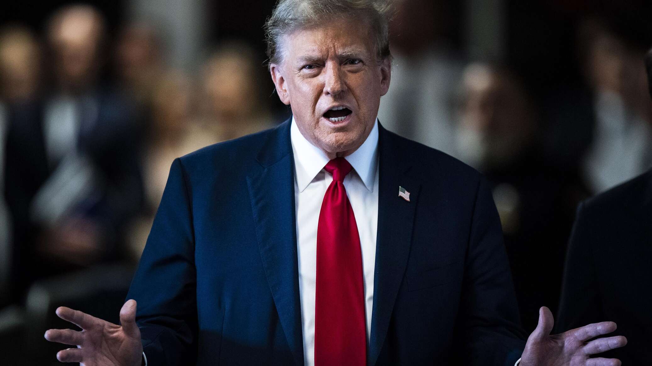 Трамп заявил, что каждый нелегал должен быть выслан из США Трамп заявил, что каждый нелегал должен быть выслан из США