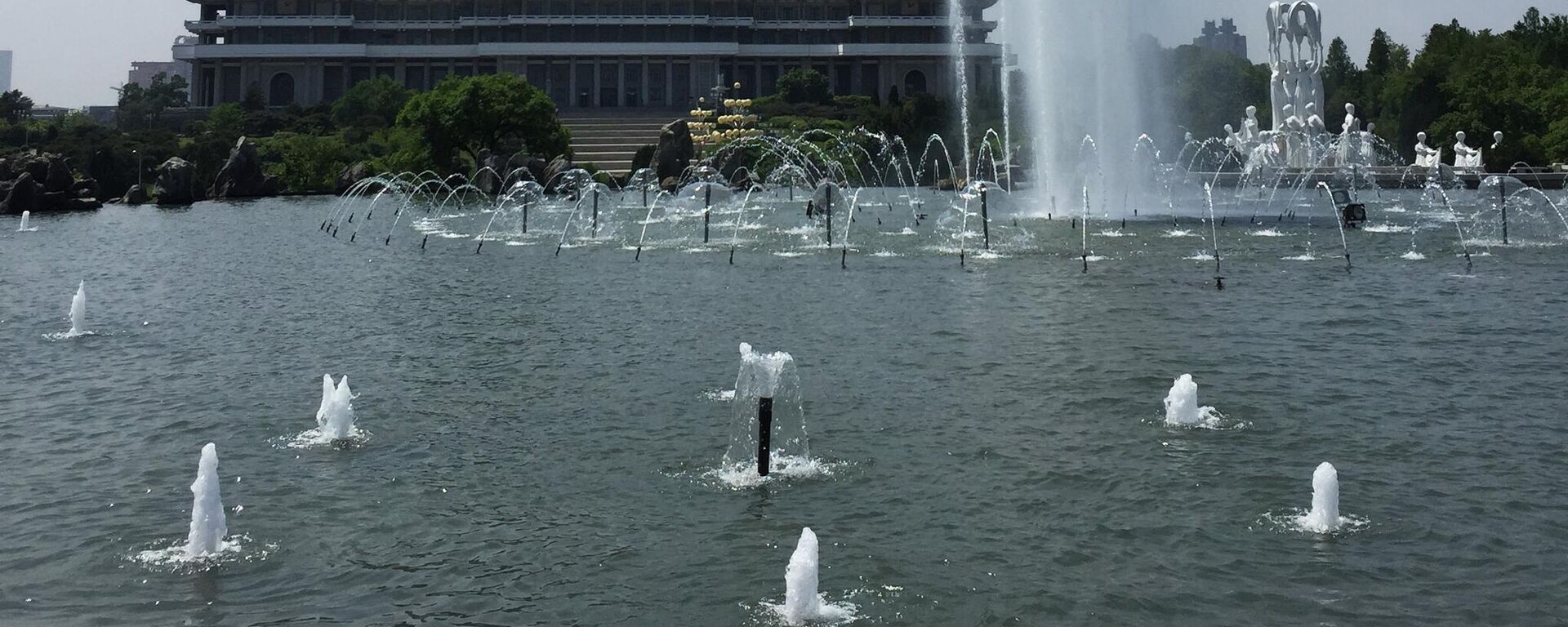 Фонтан в центре Пхеньяна - Sputnik Беларусь, 1920, 27.03.2026