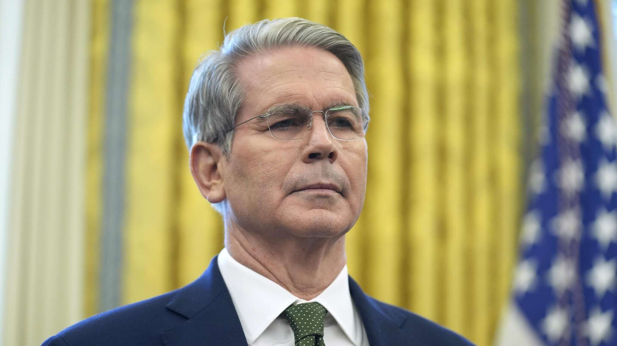 Бессент: США «со скоростью света» идут от зависимости по редкоземам от КНР