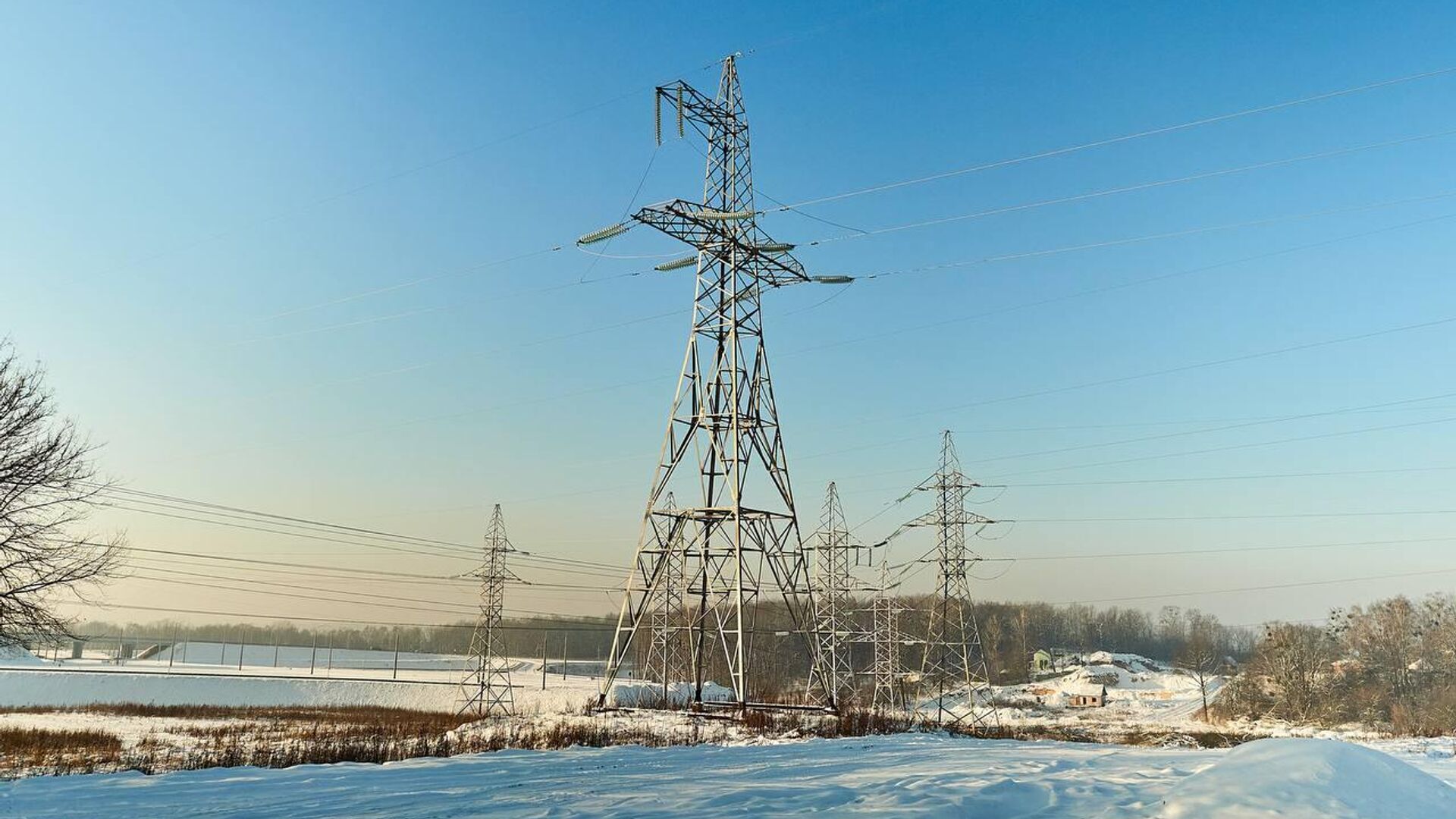Линия ЛЭП Полоцк – Лукомльская ГРЭС - Sputnik Беларусь, 1920, 03.03.2025
