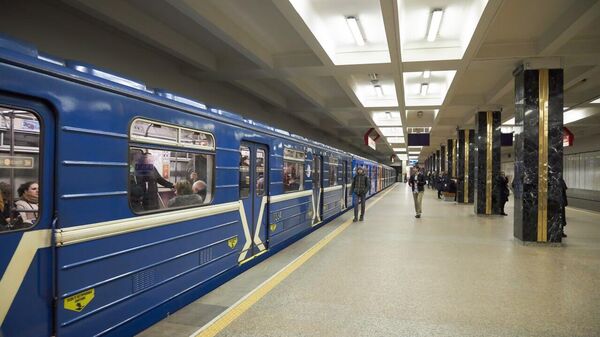 Метро будет работать по особому графику в день республиканского субботника