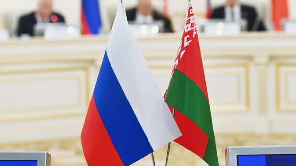 Флаги России и Беларуси - Sputnik Беларусь