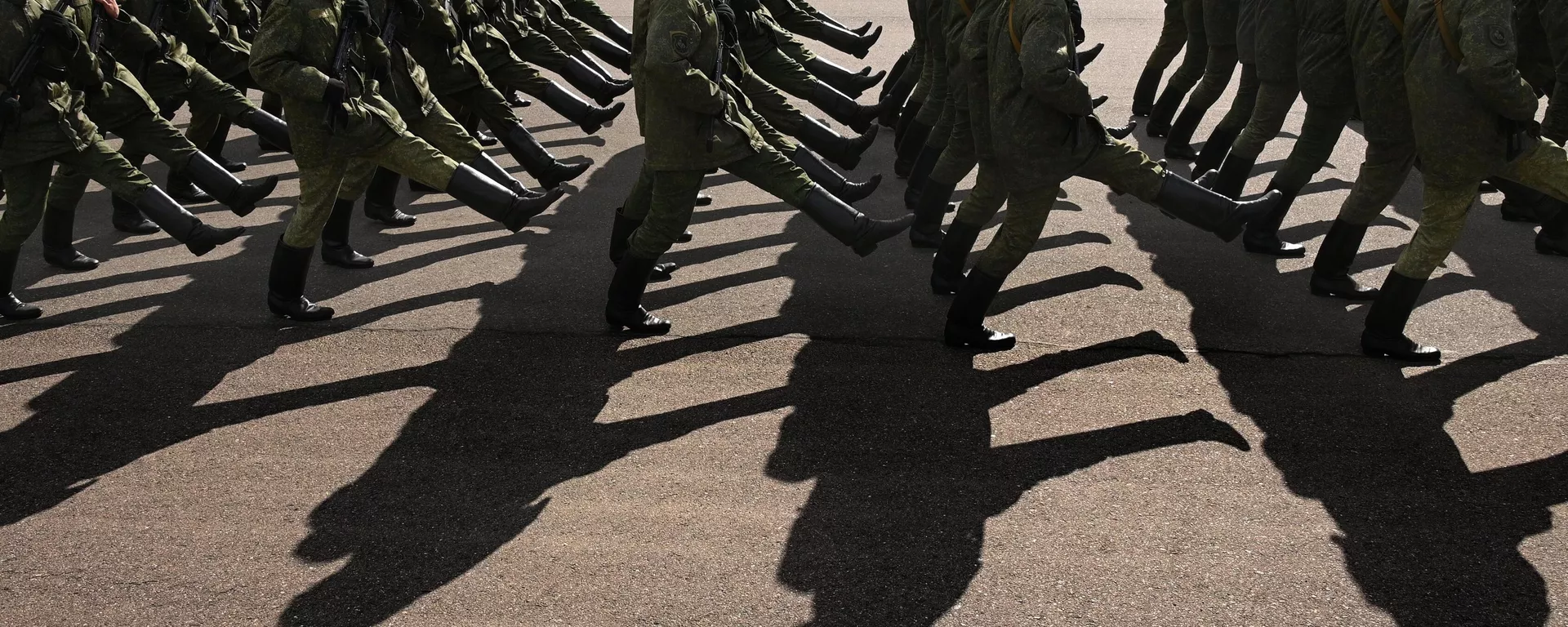 Тренировки к параду ССО - Sputnik Беларусь, 1920, 08.04.2025