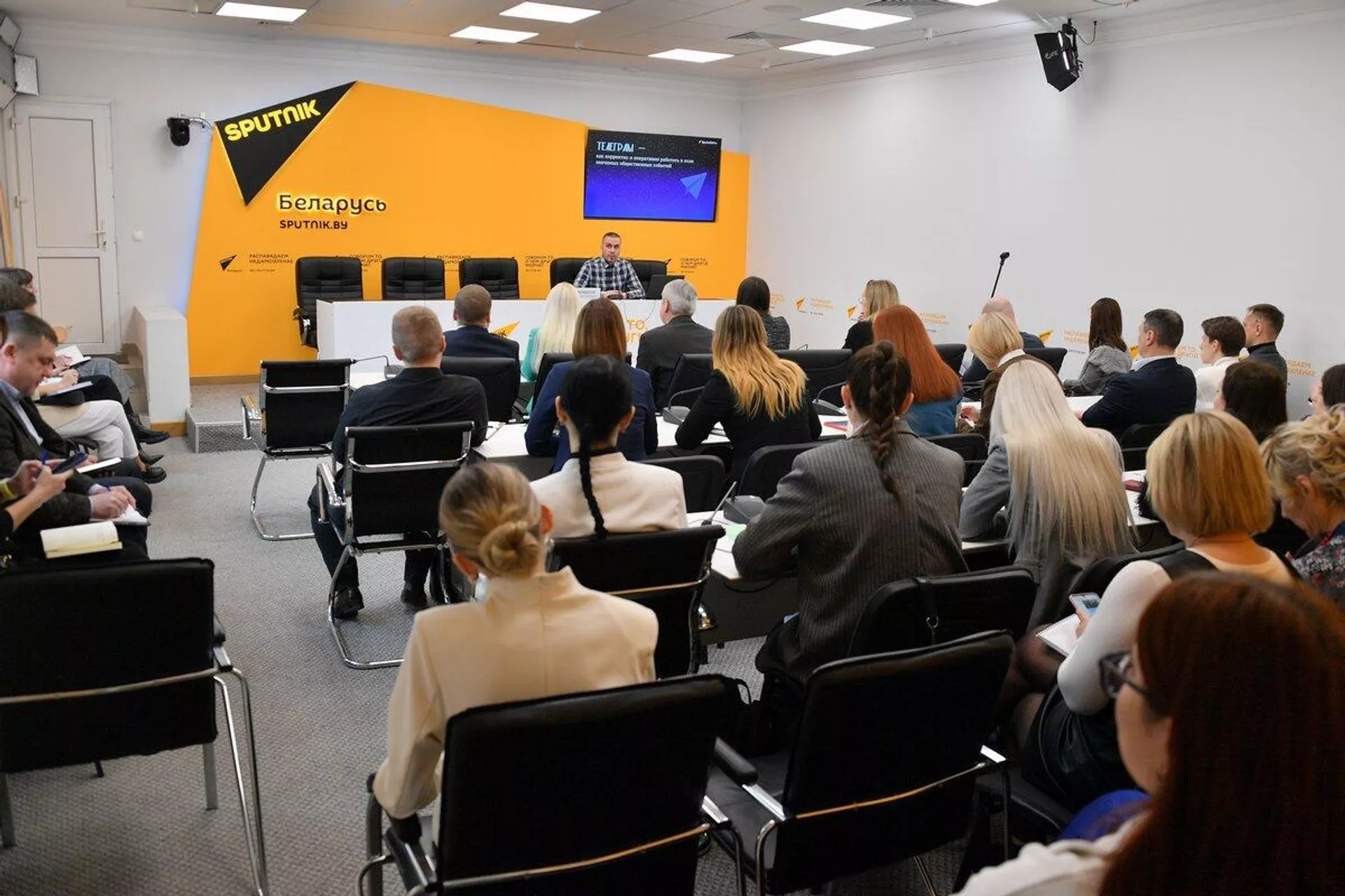 Мастер-класс SputnikPro от Александра Самохвалова Мастер-класс SputnikPro от Александра Самохвалова - Sputnik Беларусь, 1920, 11.04.2025