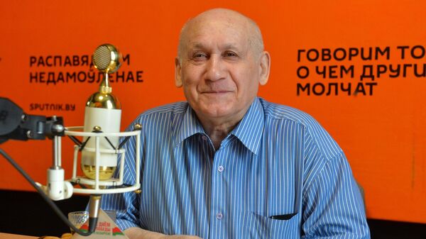 К 85-летнему юбилею маэстро: самые известные песни Эдуарда Ханка - Sputnik Беларусь