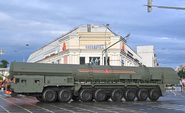 Аўтаномная пускавая ўстаноўка ПСРК &quot;Ярс&quot;. - Sputnik Беларусь