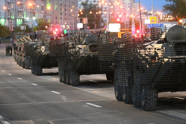 генеральная репетиция парада в Минске генеральная репетиция парада в Минске - Sputnik Беларусь