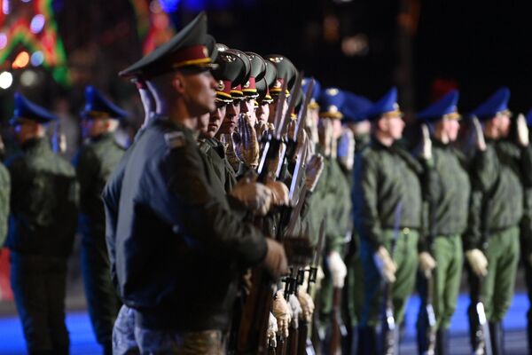 Генеральная репетиция парада в Минске Генеральная репетиция парада в Минске - Sputnik Беларусь