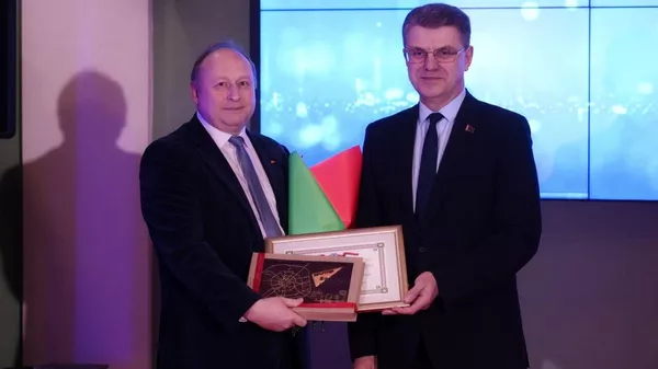 Агентство Sputnik Беларусь награждено благодарственным письмом председателя Мингорисполкома - Sputnik Беларусь