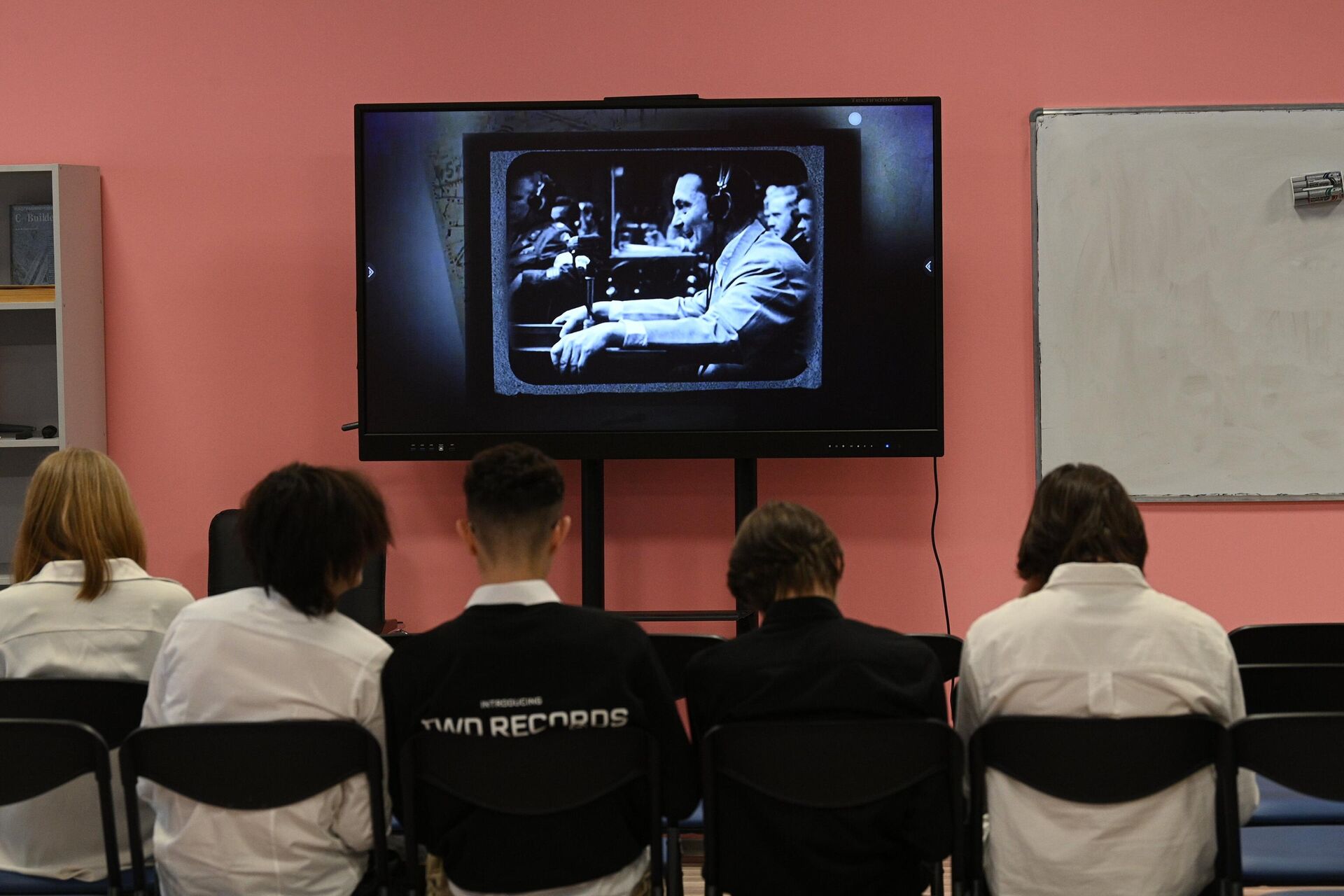 Проект Нюрнберг. VRдикт народов Проект Нюрнберг. VRдикт народов - Sputnik Беларусь, 1920, 08.05.2025
