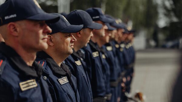 Атрад Зубр МНС - Sputnik Беларусь