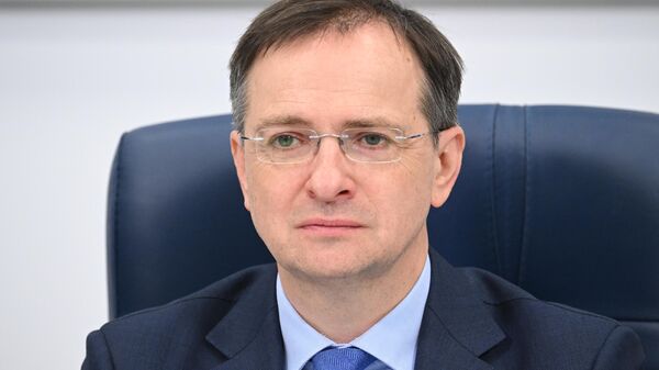 Кіраўнік перагаворнай дэлегацыі РФ у Стамбуле Уладзімір Мядзінскі - Sputnik Беларусь