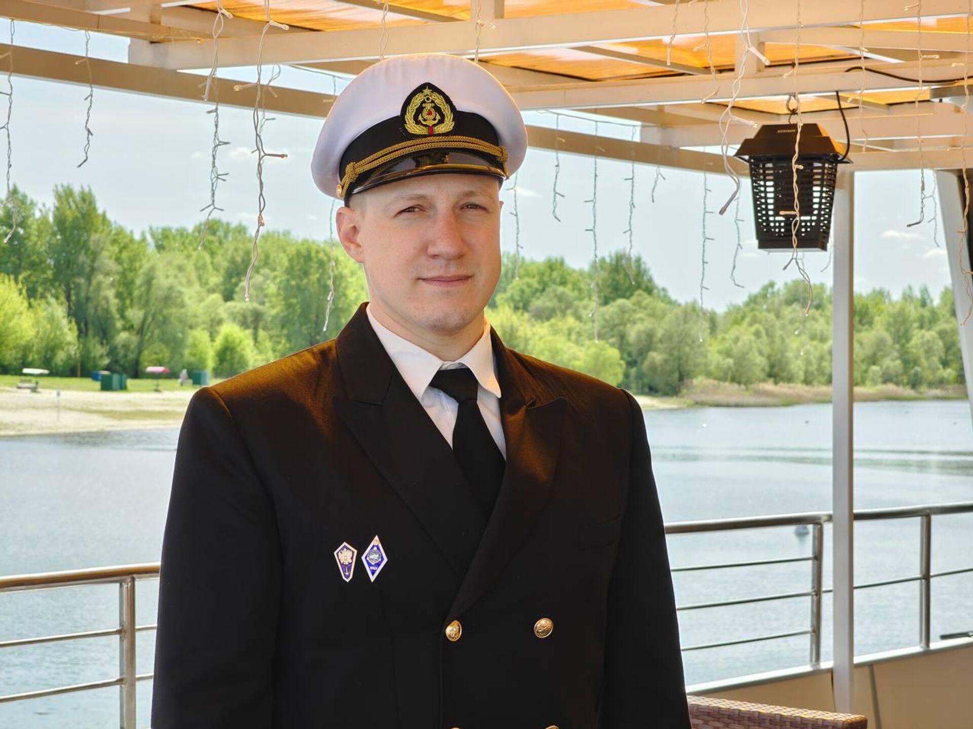 Помощник капитана Александр Зазноба - Sputnik Беларусь, 1920, 15.05.2025