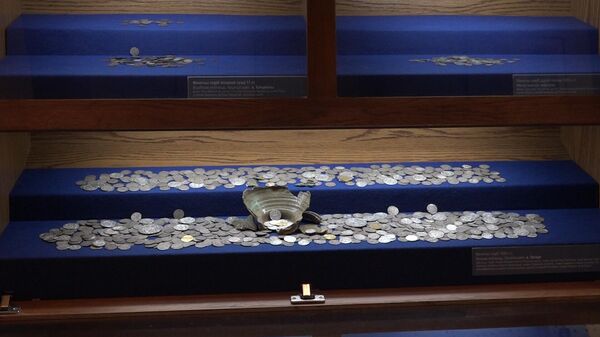 Коллекция монет и кладов: что можно увидеть в музее Исторического факультета БГУ - Sputnik Беларусь