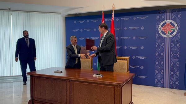 Подписание соглашения между Беларусью и Оманом о создании совместного комитета по сотрудничеству и инвестициям - Sputnik Беларусь