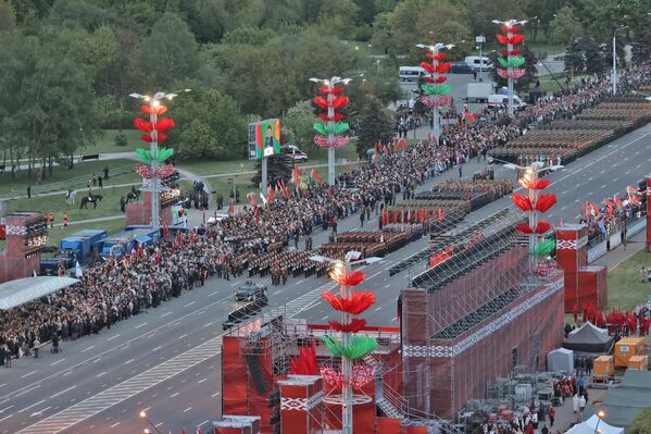 Парад Победы в Минске 9 мая 2025 года - Sputnik Беларусь