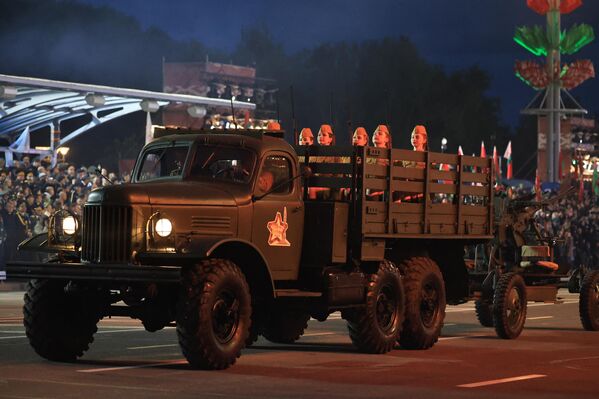 Парад 9 мая 2025 года в Минске - Sputnik Беларусь