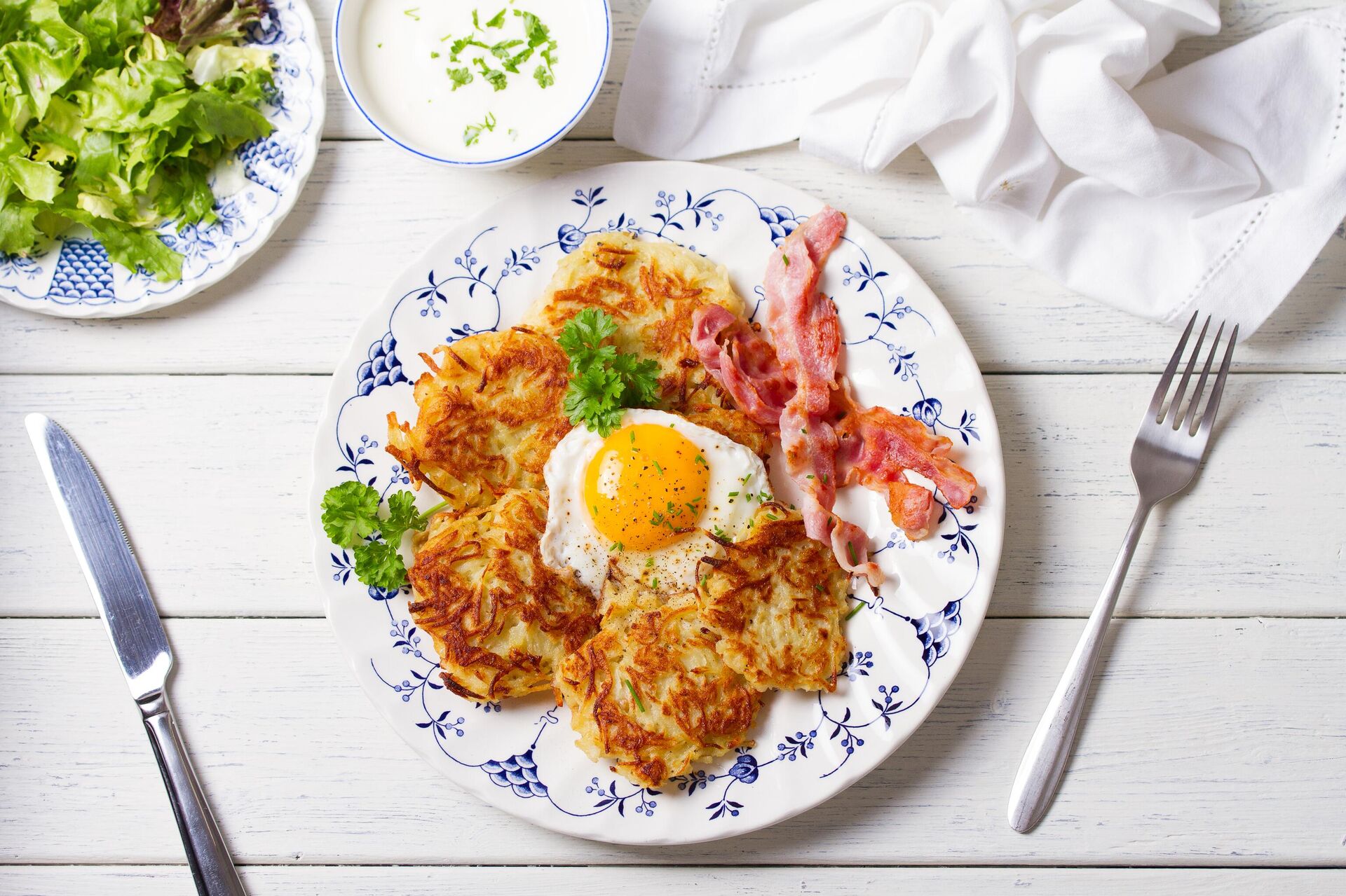 Драники с яичницей и беконом - Sputnik Беларусь, 1920, 21.05.2025