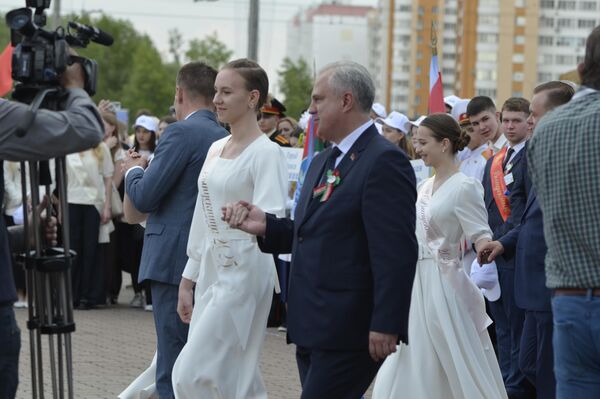 Республиканский Последний звонок в Гомеле - Sputnik Беларусь