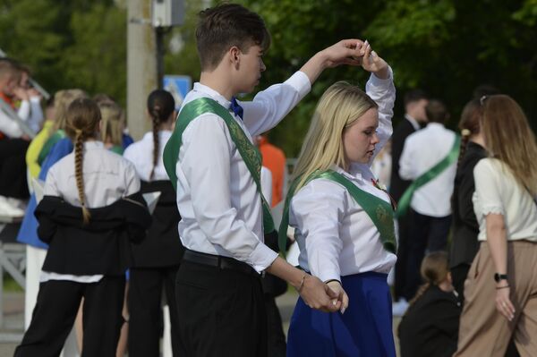 Республиканский Последний звонок в Гомеле - Sputnik Беларусь