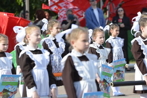 Республиканский Последний звонок в Гомеле - Sputnik Беларусь