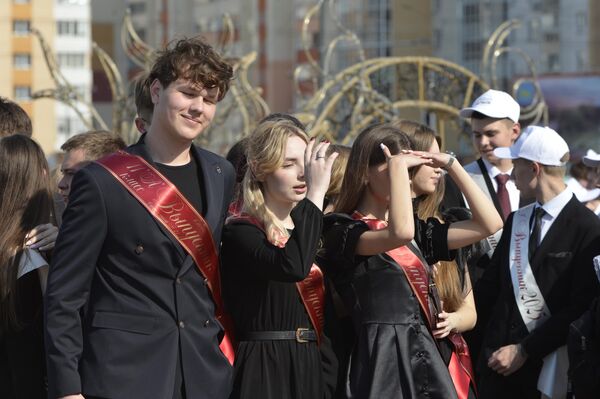 Республиканский Последний звонок в Гомеле - Sputnik Беларусь