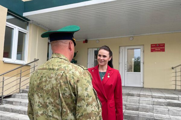 Марина Василевская встретилась с личным составом Гомельской пограничной группы - Sputnik Беларусь