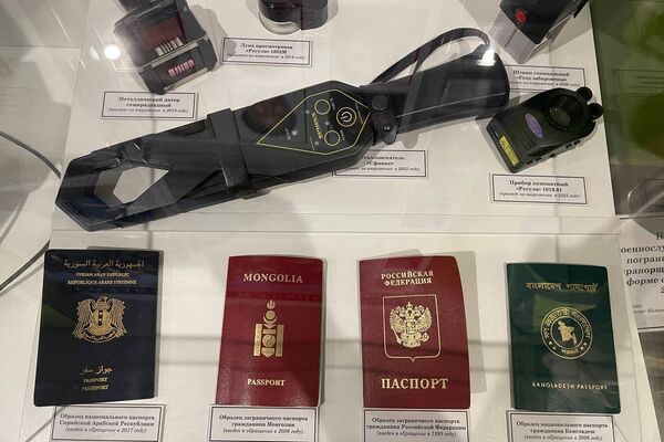 Марина Василевская посетила Гомельскую пограничную группу - Sputnik Беларусь