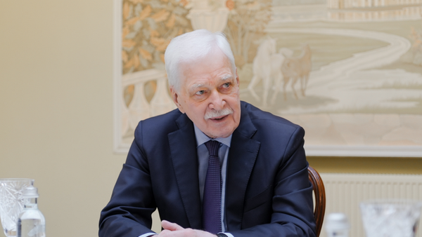 Посол России Борис Грызлов на встрече с митрополитом Минским и Заславским Вениамином  - Sputnik Беларусь