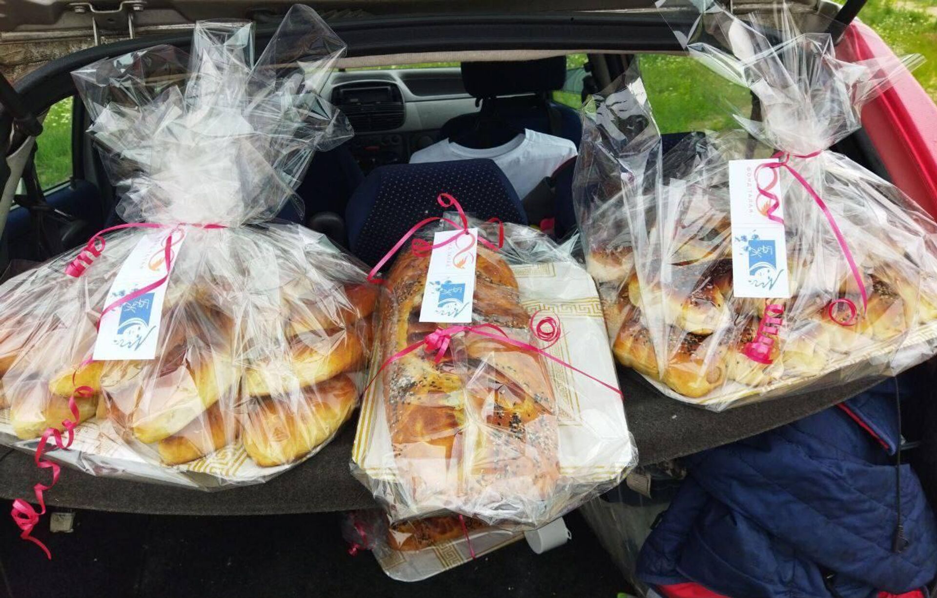 Белорусский пограничник-пасечник отправляет мед на Донбасс - Sputnik Беларусь, 1920, 28.05.2025