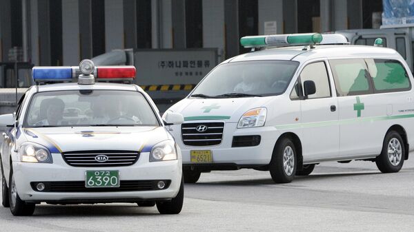 Машины полиции и скорой помощи в Южной Корее - Sputnik Беларусь