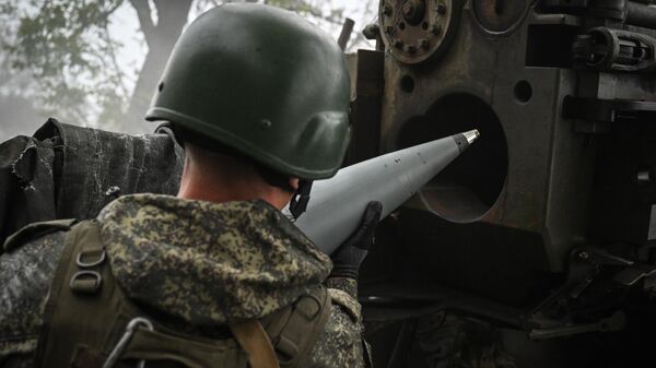 Боевая работа расчета пушки 2С5 Гиацинт-С группировки войск Центр на Красноармейском направлении СВО - Sputnik Беларусь