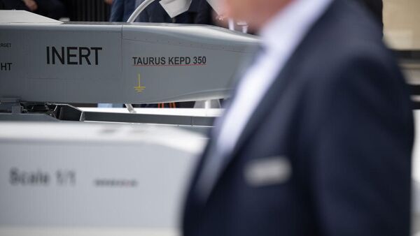 Крылатая ракета Taurus - Sputnik Беларусь