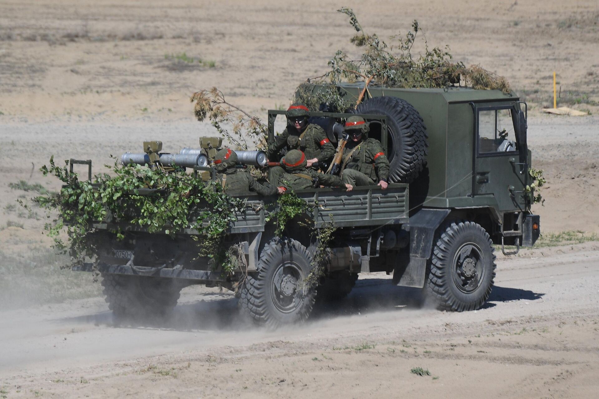 Военные отбили атаку условных диверсантов под Брестом - Sputnik Беларусь, 1920, 30.05.2025