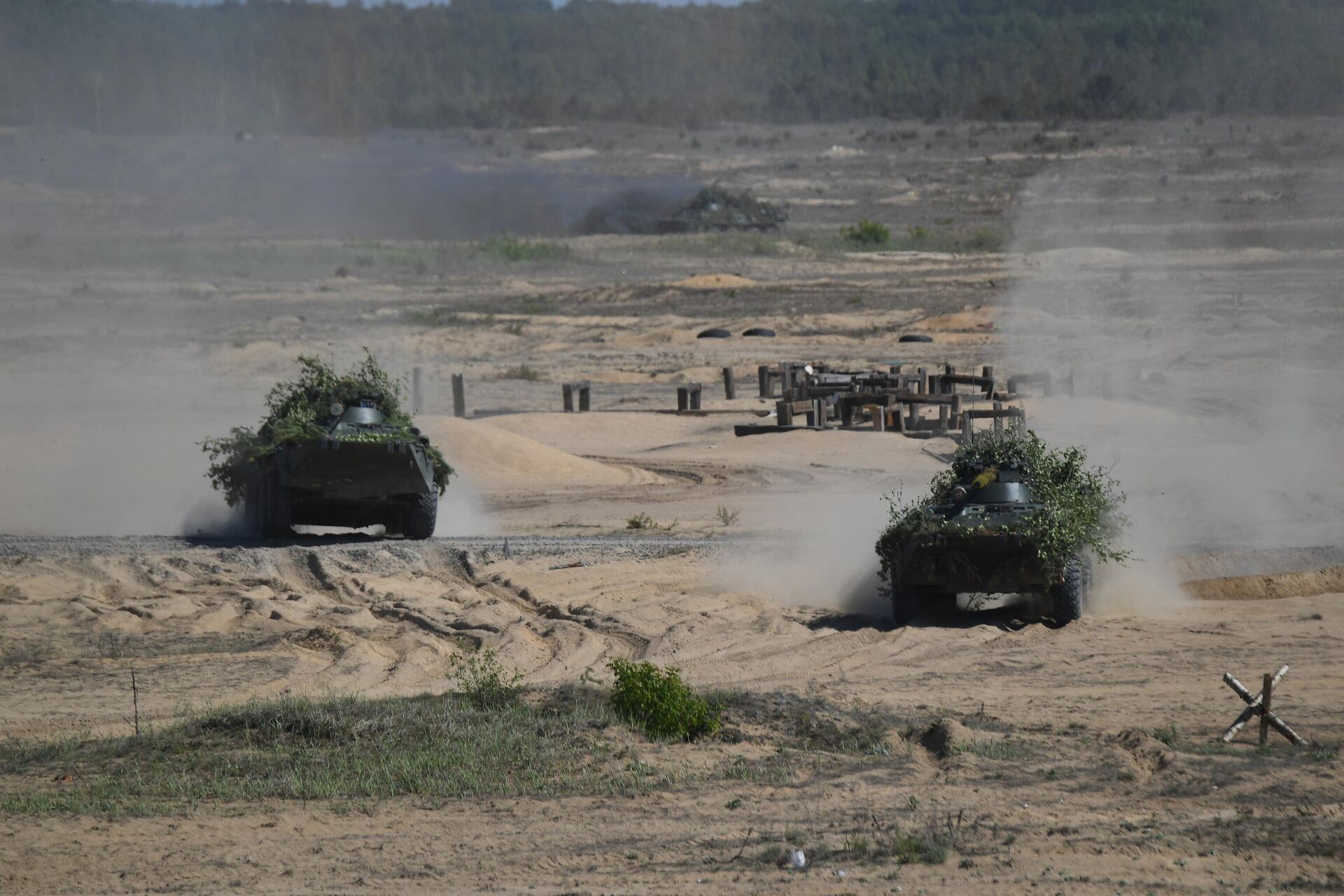 Военные отбили атаку условных диверсантов под Брестом - Sputnik Беларусь, 1920, 30.05.2025