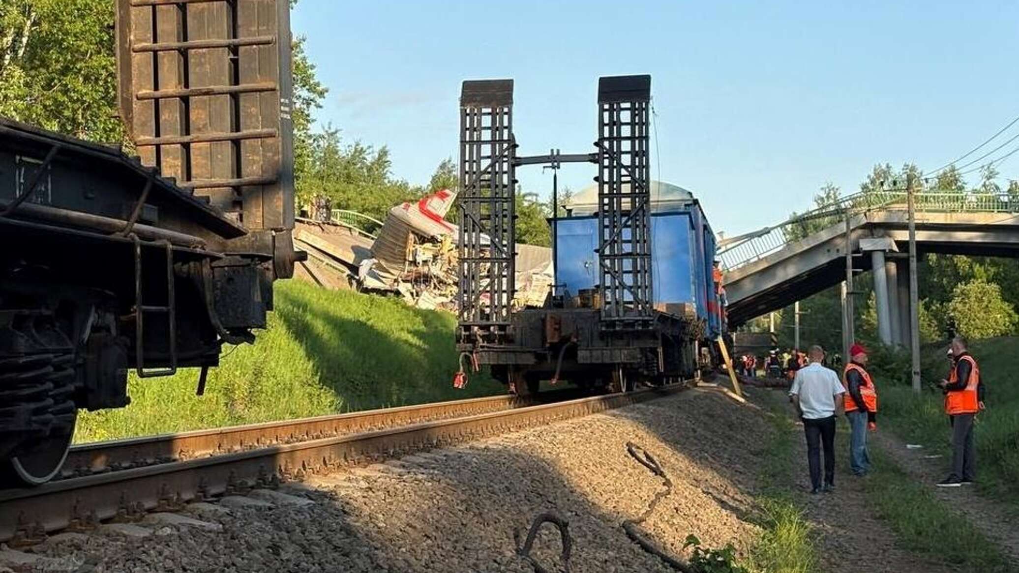 Губернатор российского региона сообщил подробности инцидента с пассажирским...