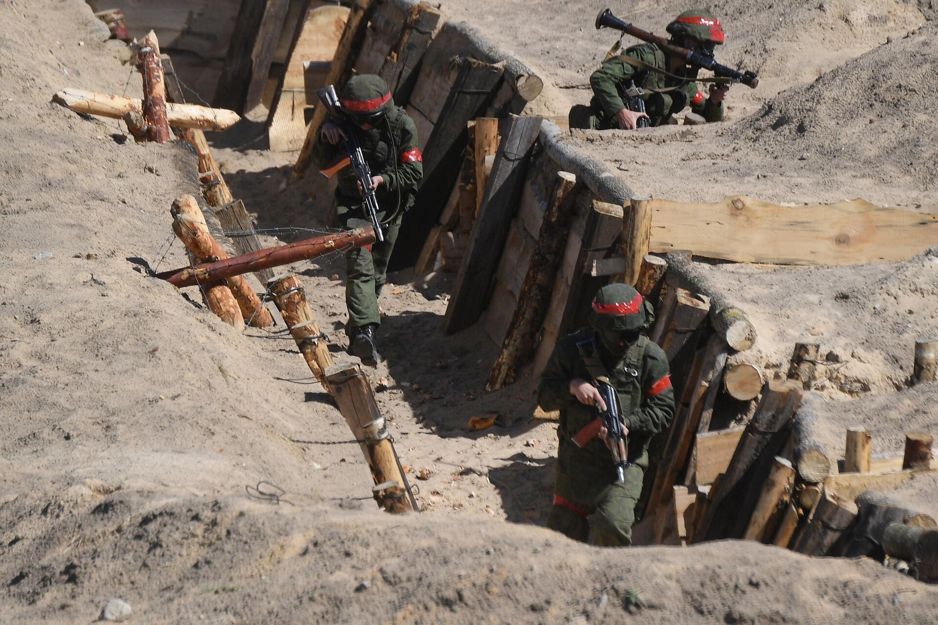 Учения территориальной обороны на полигоне под Брестом - Sputnik Беларусь, 1920, 02.06.2025