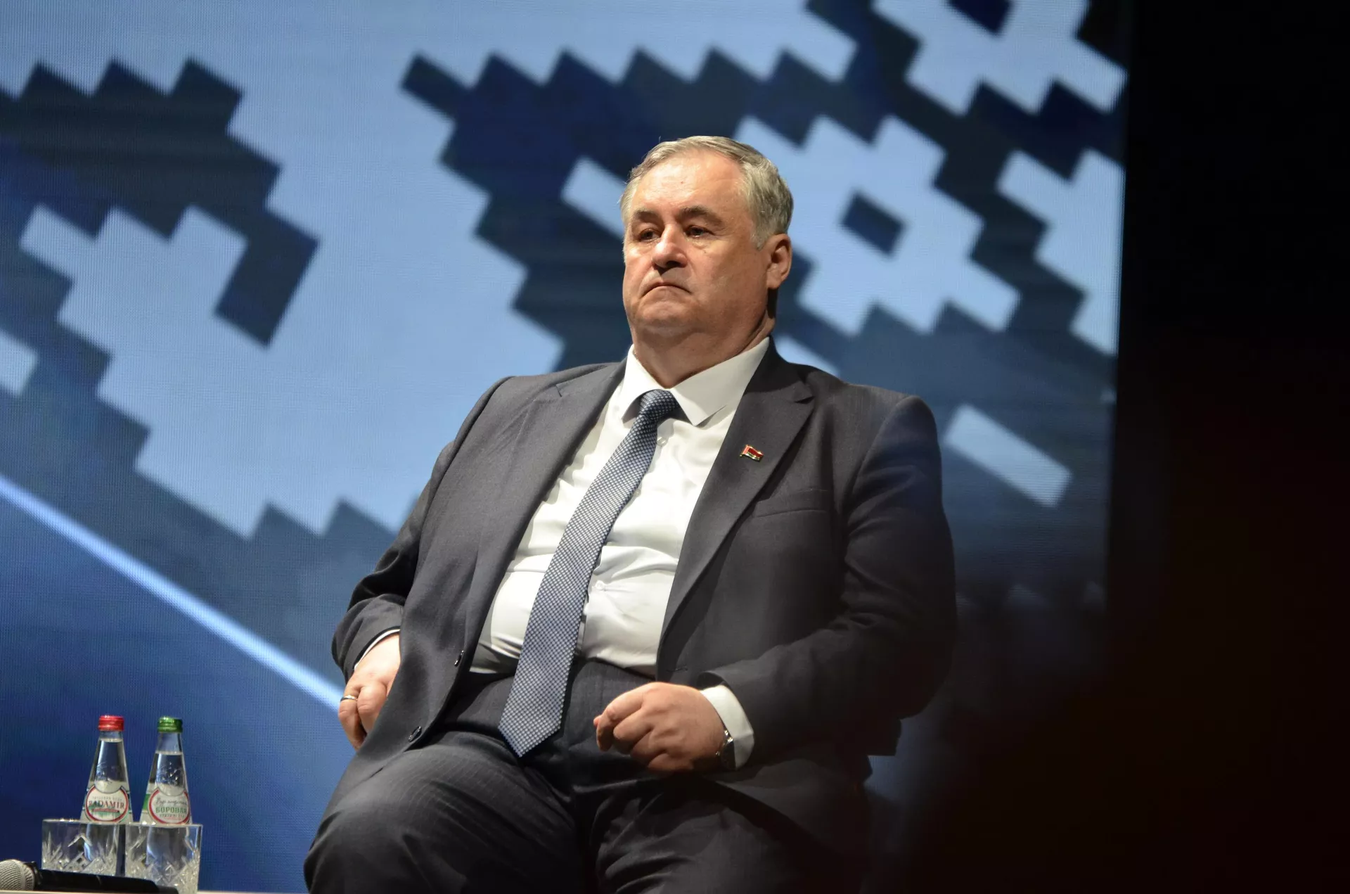 Председатель Союза писателей Беларуси, руководитель УП Издательство Беларусь Александр Карлюкевич - Sputnik Беларусь, 1920, 03.06.2025