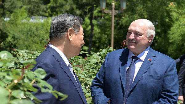 Прэзідэнт Беларусі Аляксандр Лукашэнка і Старшыня Кітайскай Народнай Рэспублікі Сі Цзіньпін 4 чэрвеня ў Пекіне - Sputnik Беларусь