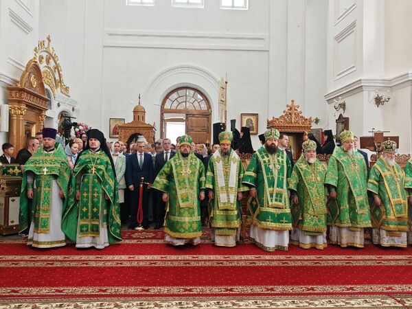 Божественная литургия с участием патриарха Кирилла в Полоцке 5 июня 2025 года Божественная литургия с участием патриарха Кирилла в Полоцке 5 июня 2025 года - Sputnik Беларусь