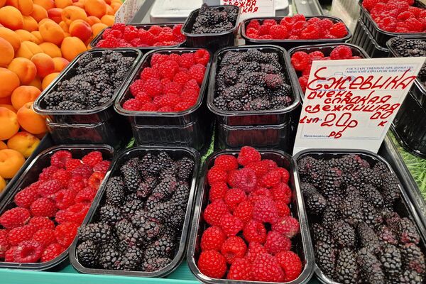Продукты на Комаровке - Sputnik Беларусь