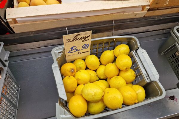 Продукты на Комаровке - Sputnik Беларусь