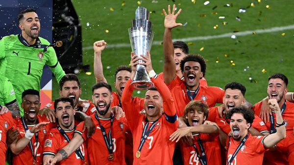 Сборная Португалии по футболу выиграла Лигу наций - Sputnik Беларусь