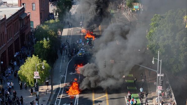 Протесты в Лос-Анджелесе - Sputnik Беларусь