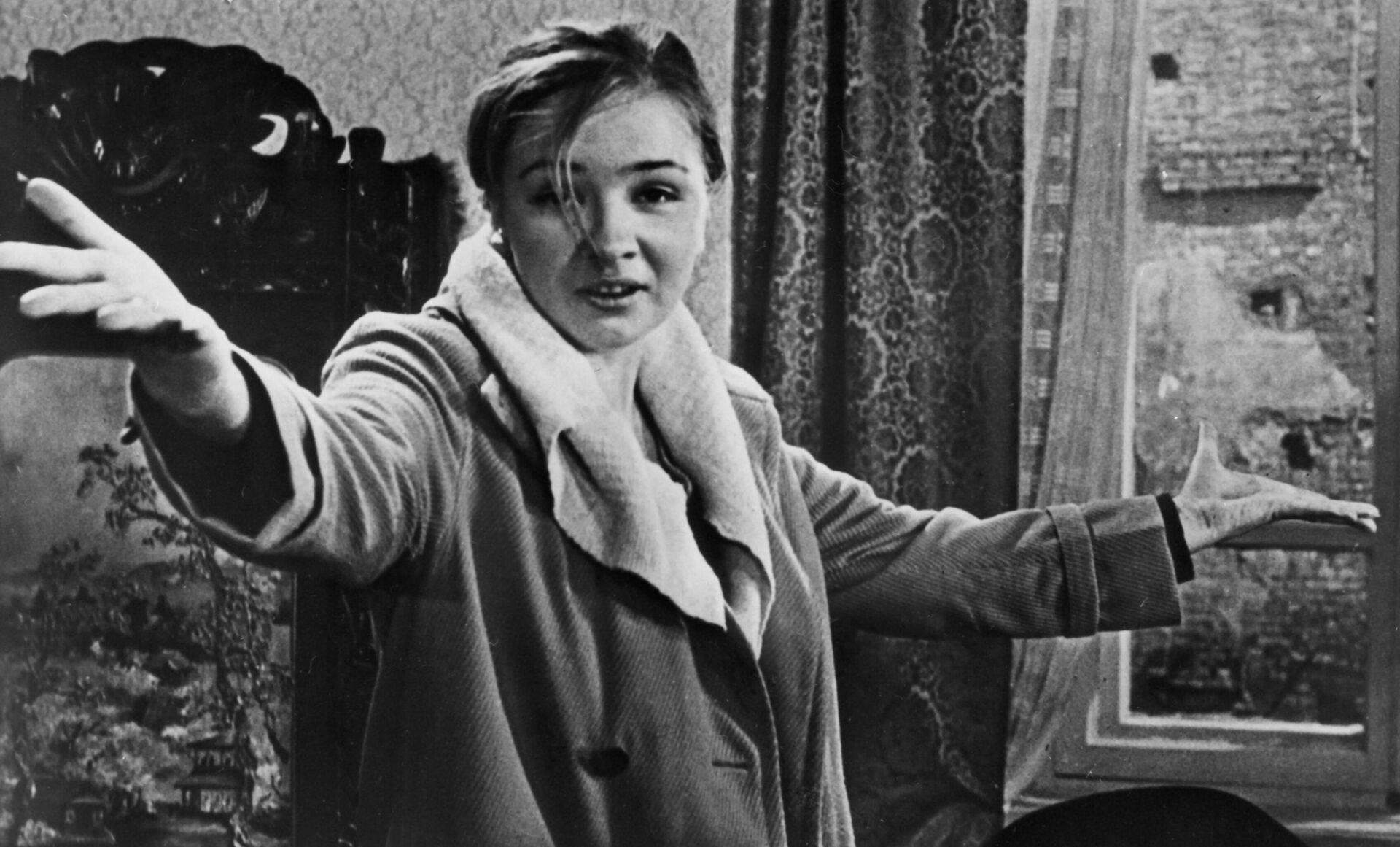 Наталья Тенякова в роли Антонины в кадре из художественного фильма Наши знакомые. Режиссер Илья Гурин. Киностудия имени М.Горького. 1968 год - Sputnik Беларусь, 1920, 18.06.2025