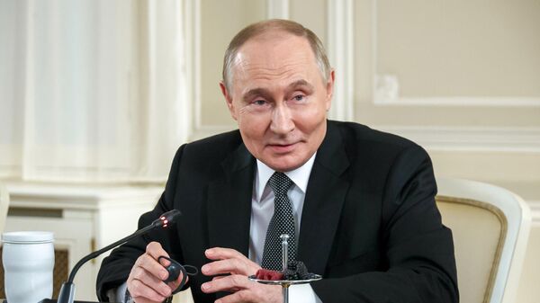 Прэзідэнт Уладзімір Пуцін сустрэўся з кіраўнікамі міжнародных інфармацыйных агенцтваў - Sputnik Беларусь