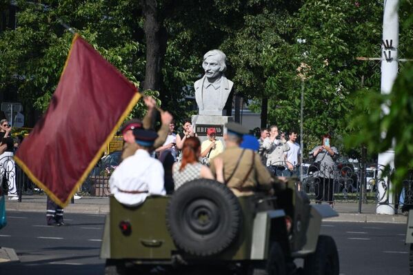 В Бресте воссоздали последний мирный день 1941-го В Бресте воссоздали последний мирный день 1941-го - Sputnik Беларусь