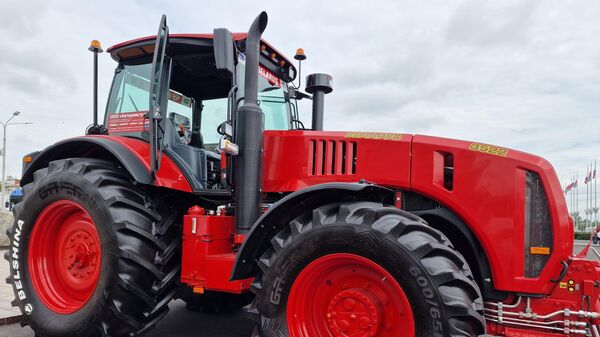 Трактор Беларус 3522 - Sputnik Беларусь