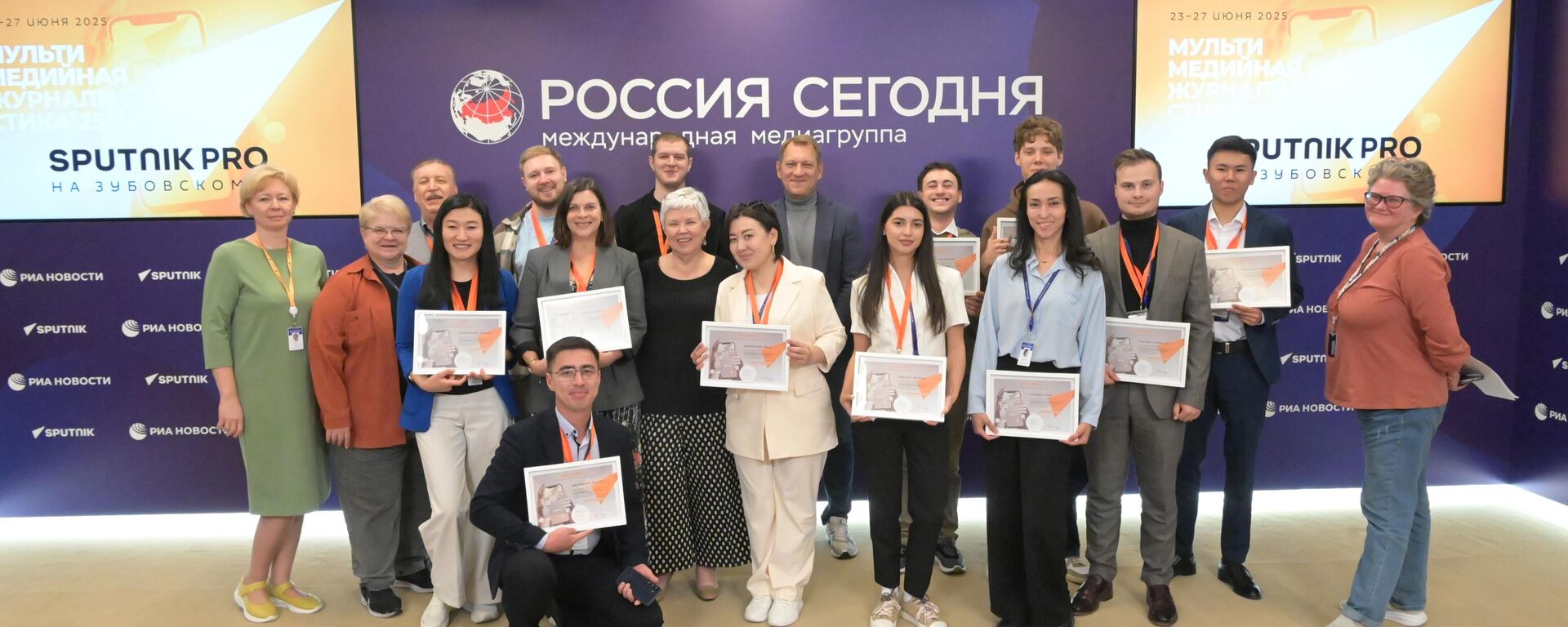 Можна ствараць асабісты блог: журналісты з Беларусі – пра вопыт удзелу ў SputnikPro - Sputnik Беларусь, 1920, 27.06.2025