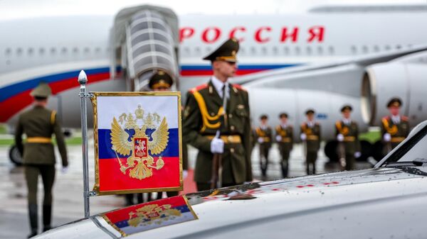 Кортеж президента РФ Владимира Путина в аэропорту Минска - Sputnik Беларусь